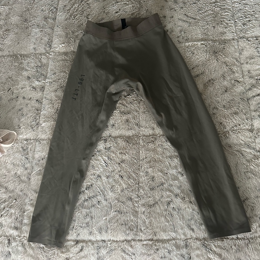 lululemon athletica Men's Khaki Joggers